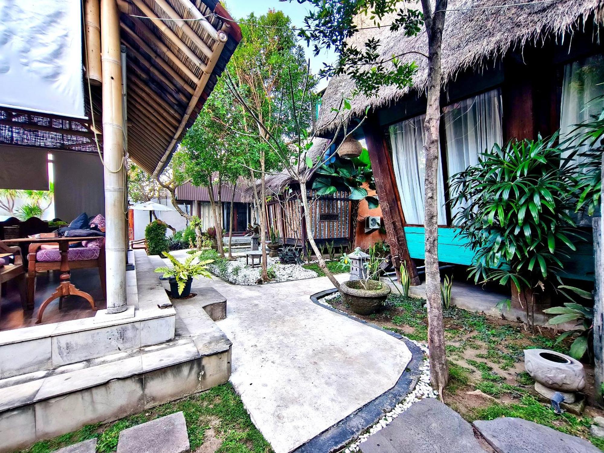 Panda Lumbung Bed and Breakfast Sanur Buitenkant foto