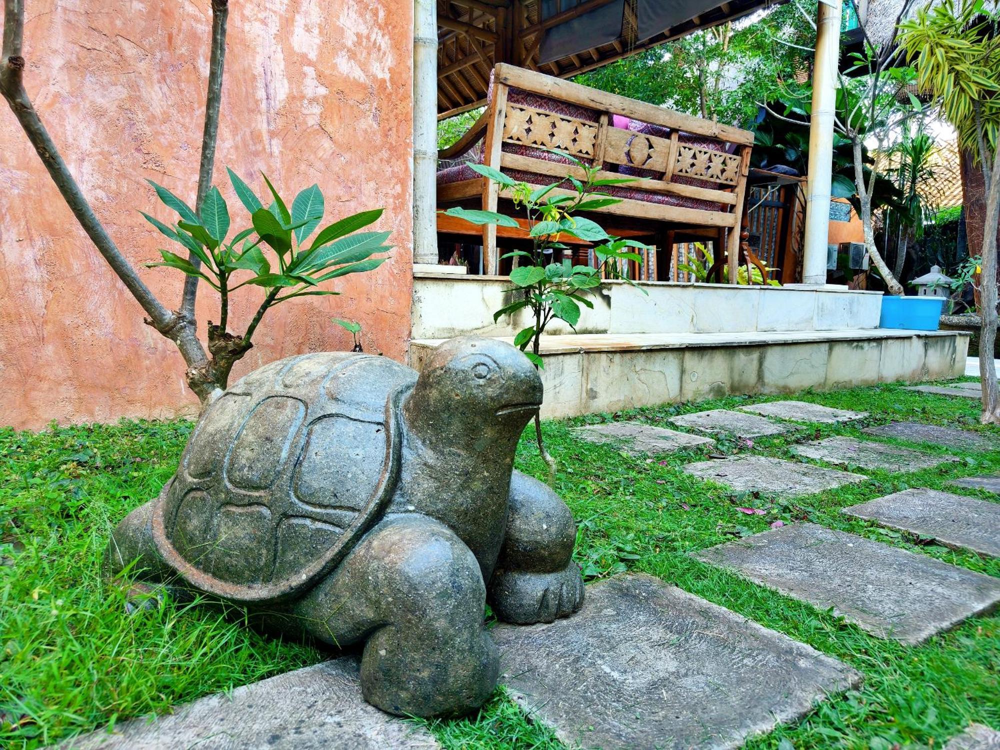 Panda Lumbung Bed and Breakfast Sanur Buitenkant foto