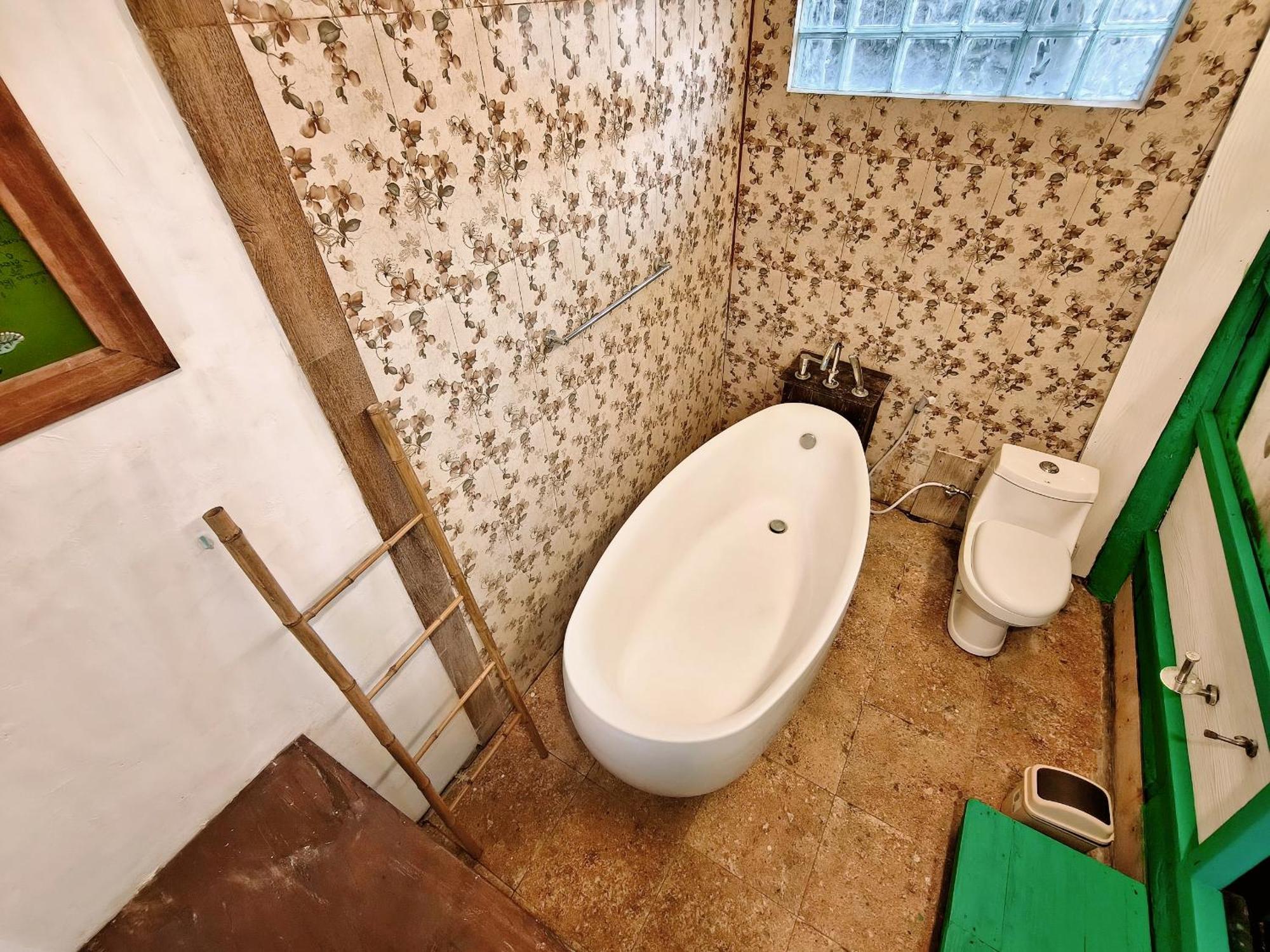 Panda Lumbung Bed and Breakfast Sanur Buitenkant foto